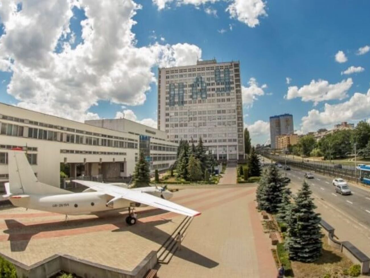 В.о. ректора вишу назвала громадську організацію "шкідниками", а їхню заяву – "маразмом"