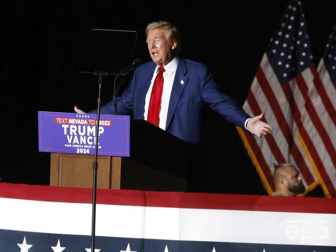 В окружении Трампа считают, что нет времени ждать, пока он станет президентом во второй раз, и требуют от Байдена и Харрис начать переговоры с РФ