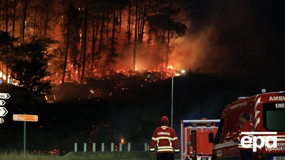 Допомогу в гасінні лісових пожеж Португалії надають найближчі країни