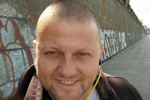 11 липня Залужний розпочав виконання обов'язків посла України у Великобританії
