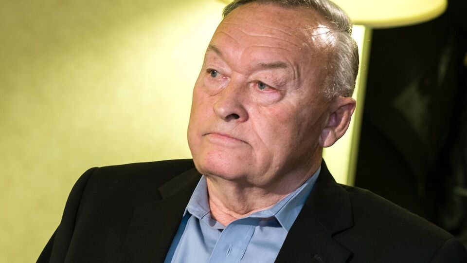 Калугин (на фото) напомнил, что Путин является выходцем из системы КГБ