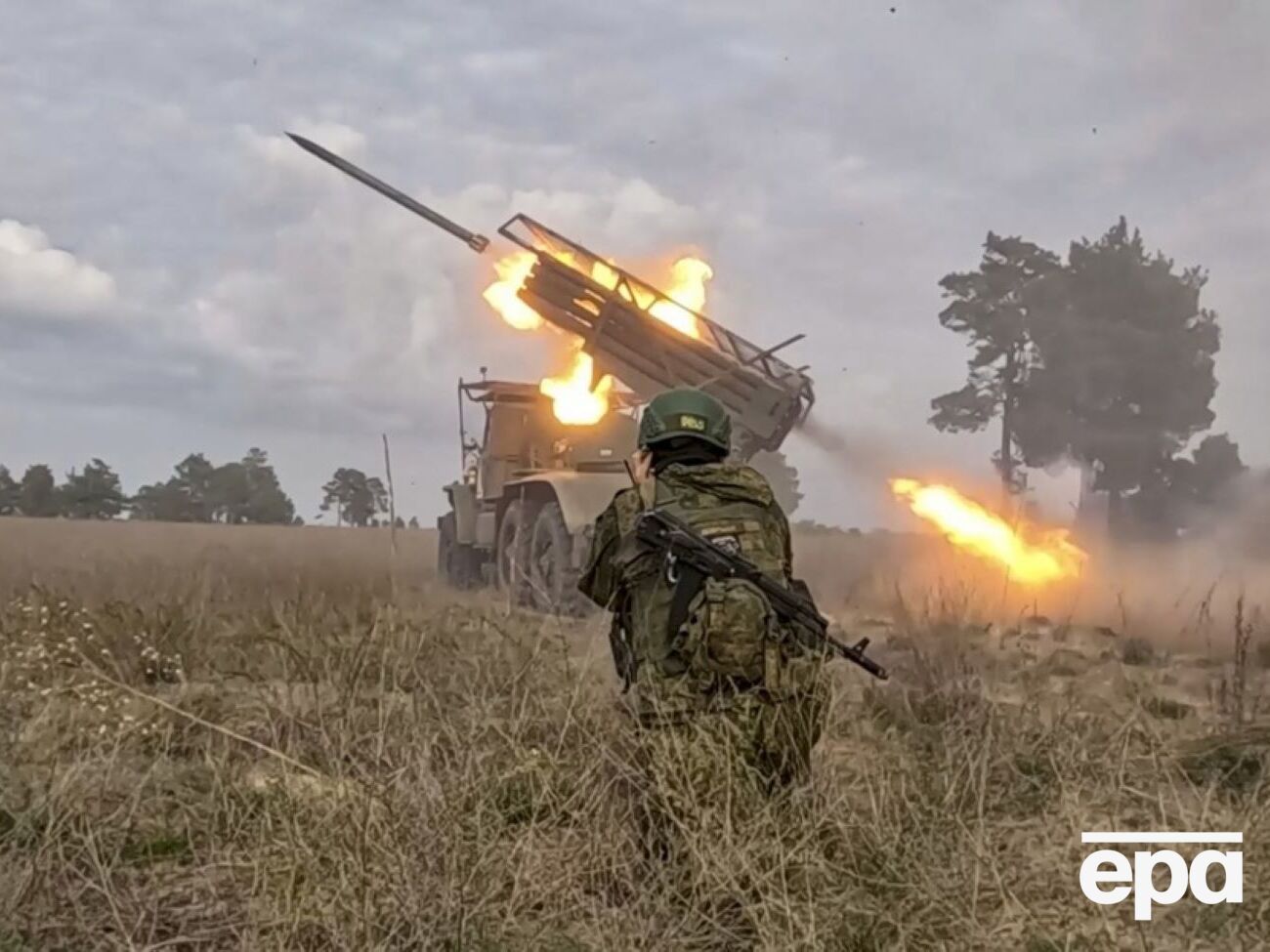 Компанії Італії й Чехії купують індійські артснаряди й передають їх Києву