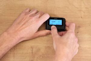 Как выяснили журналисты, израильская разведка произвела для ливанской группировки "Хезболла" пейджеры известной марки со взрывчаткой