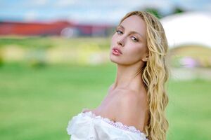 Полякова: Алиска едет в школу в седьмой класс, в свою родную школу