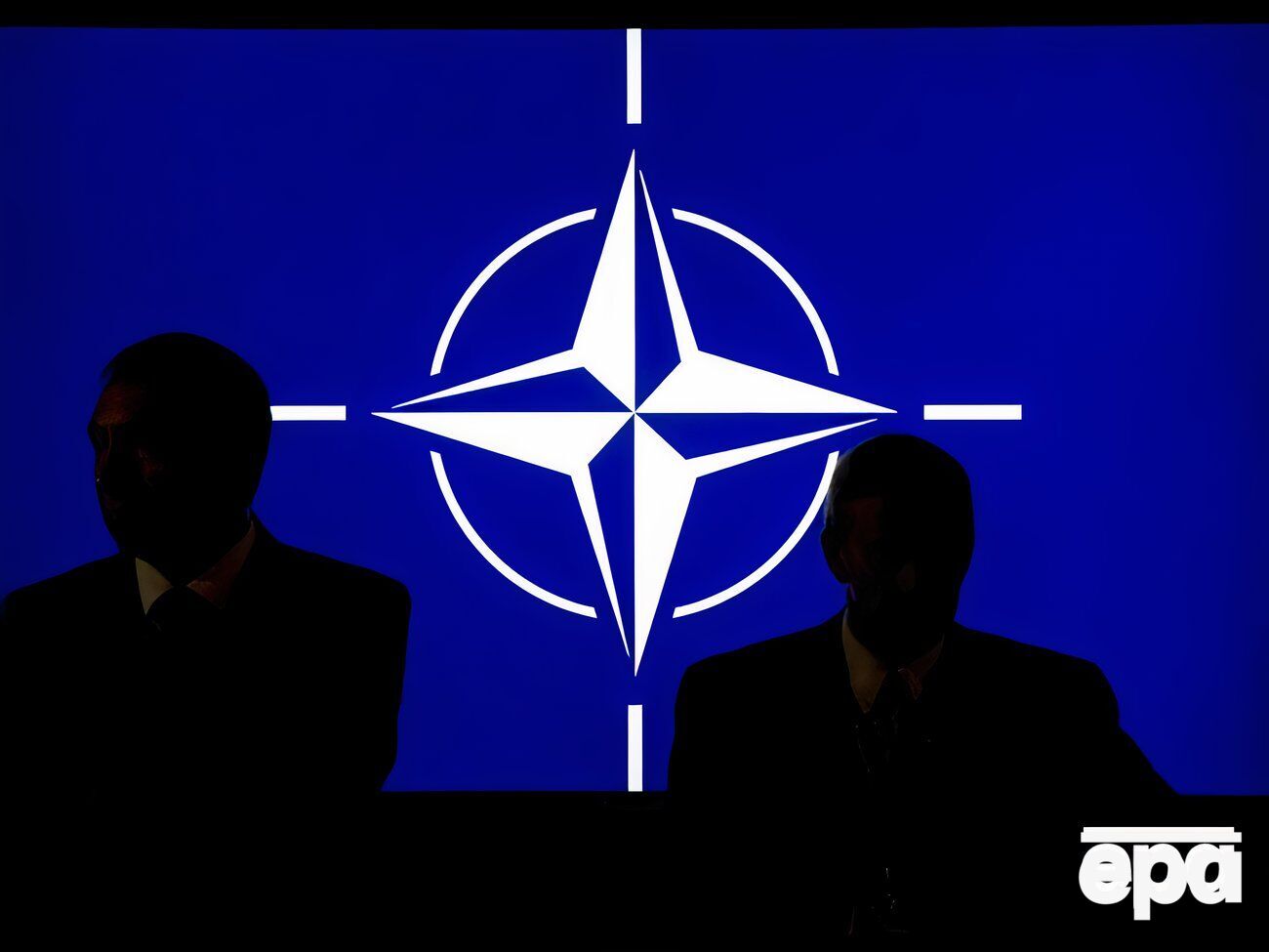 Київ готовий вислухати всіх союзників, які є частиною Альянсу, проте варіант членства "частинами" не розглядають, зауважила Стефанішина