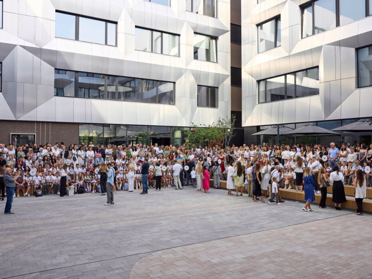 2 сентября 2024 года состоялось официальное открытие нового учебного заведения образовательной сети от KAN Development