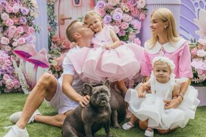 Зінченко і Влада Седан виховують двох доньок