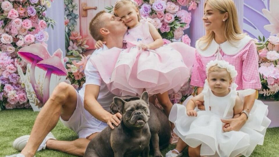 Зінченко і Влада Седан виховують двох доньок