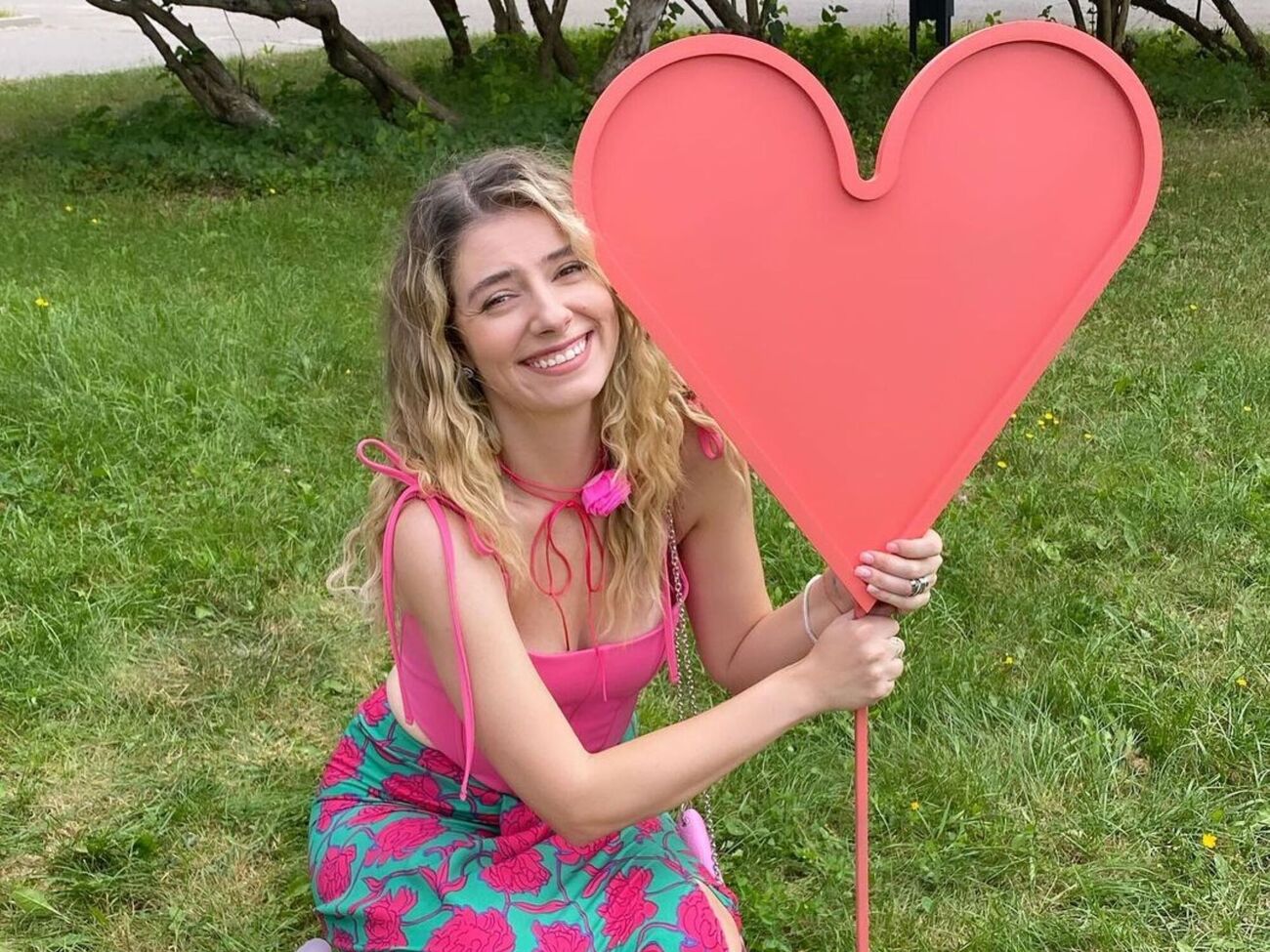 Петрожицька: Я тут, в Україні, а наречений у Німеччині, там працює та живе