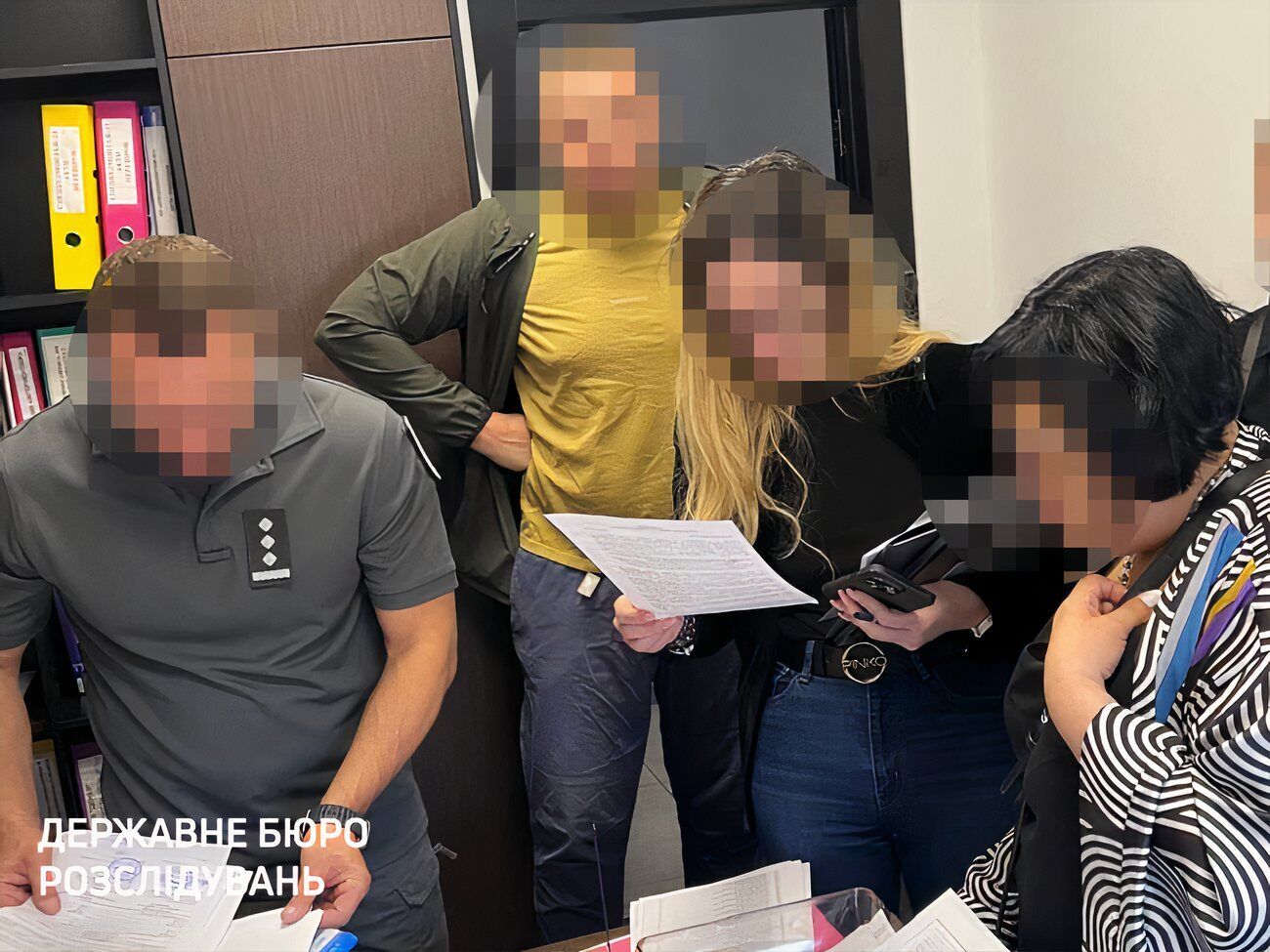 ГБР сообщило о подозрениях командиру воинской части и его сообщнице