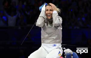 Харлан: Спасибо невероятно креативной и профессиональной команде за то, что сделали это все реальным