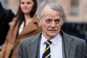 Джемилев (на фото) выразил надежду, что Сикорский, который является другом Украины, пересмотрит свою позицию по Крыму