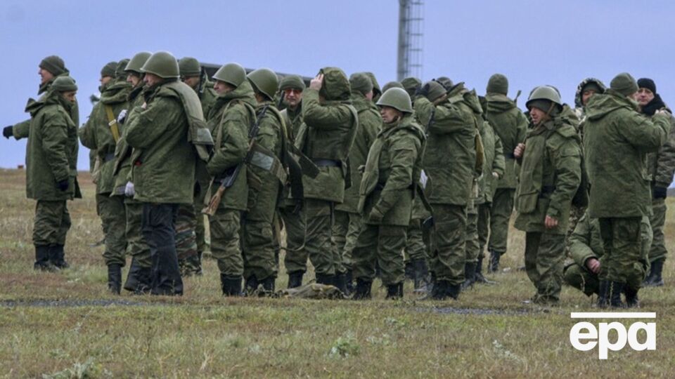 За даними Генштабу ЗСУ, загальні бойові втрати російських окупантів від початку повномасштабної війни – приблизно 639 480 військових