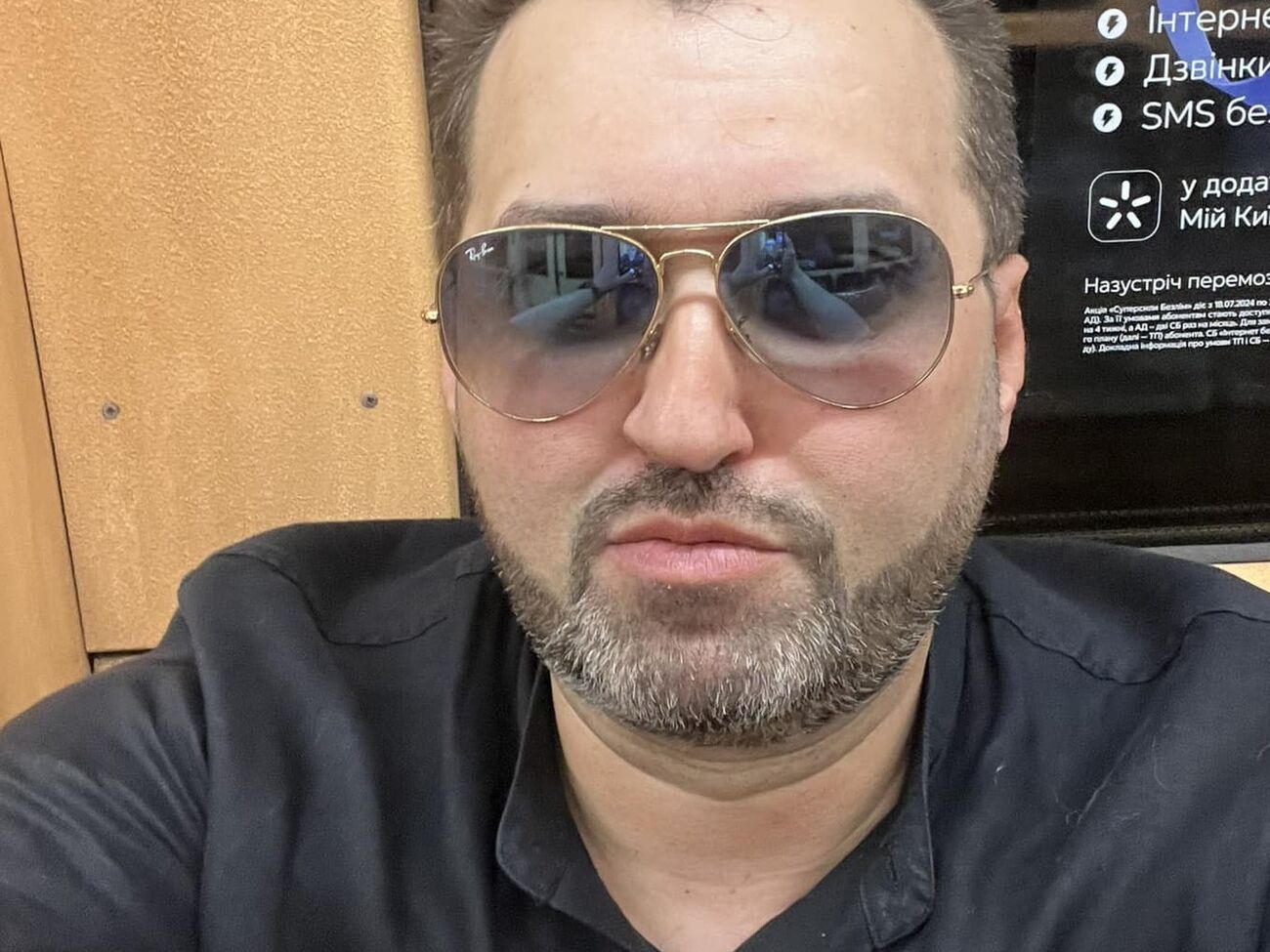 Трамп последовательно вбивает свой рейтинг киянкой в землю