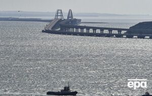 Оккупанты устанавливают башни с зенитными ракетно-пушечными комплексами "Панцирь-С1М"