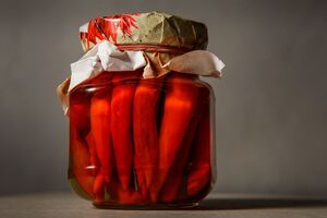 Для приготовления маринада понадобятся зерна горчицы