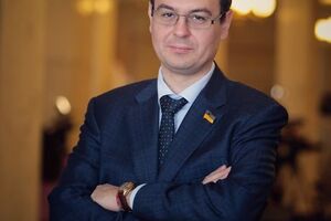 Не брешіть собі. Ані нинішній режим санкцій, ані обсяг військових видатків не примушують РФ до миру