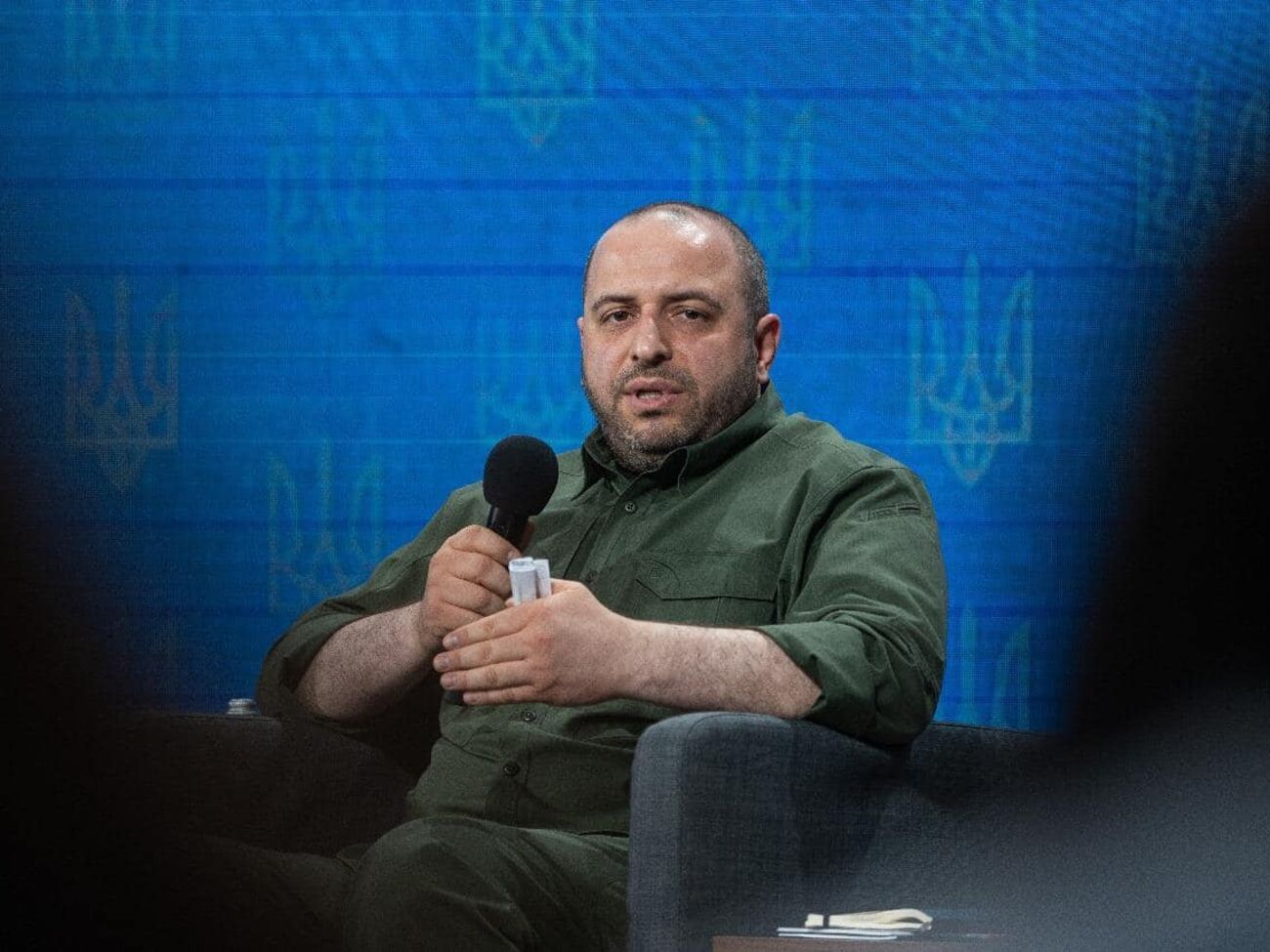 Украина первой в мире ввела технологию "роя дронов", отметил Умеров