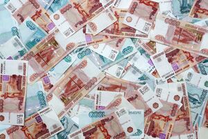 Росія нарощує воєнні видатки