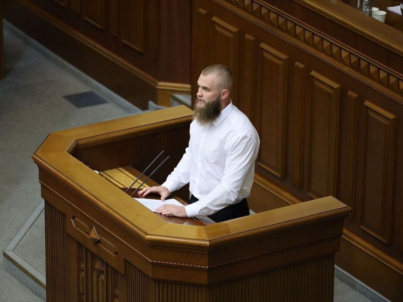 24 августа Дмитрук незаконно покинул пределы Украины