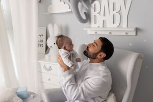 Козловский и Бакуменко поженились в конце 2023 года, а в феврале у них родился сын