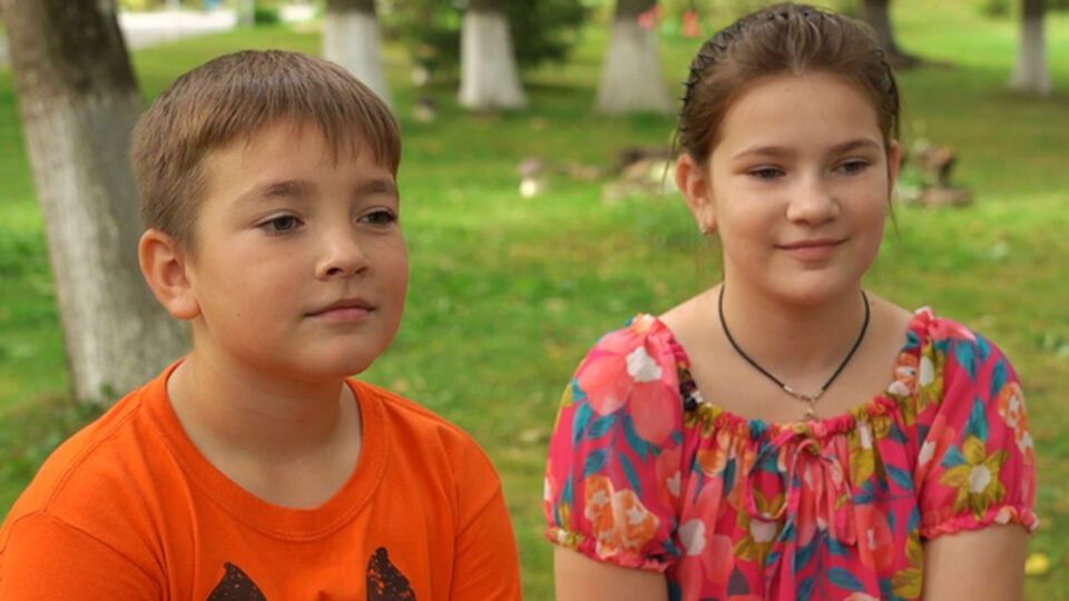 Брат і сестра поділилися своїми мріями після реабілітації