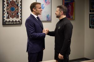 Зеленский поблагодарил за помощь украинцам