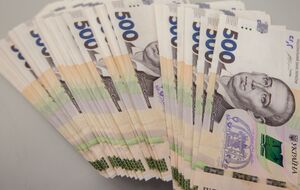 Сам Мінфін платив своїм працівникам по 62 тис. грн на місяць