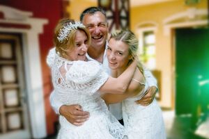 Яна – единственная дочь Белоконь и ее мужа