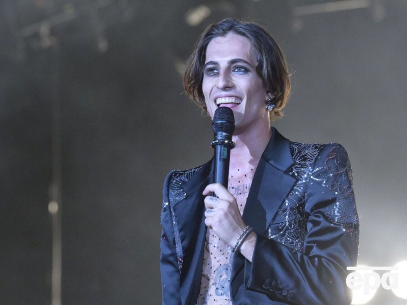 Давид будет совмещать сольную карьеру с работой в группе