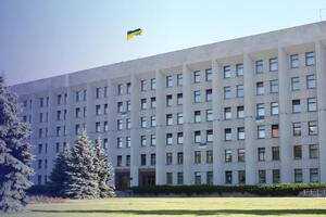 ЗМІ пишуть, що чоловік просився на зустріч із керівником ОВА