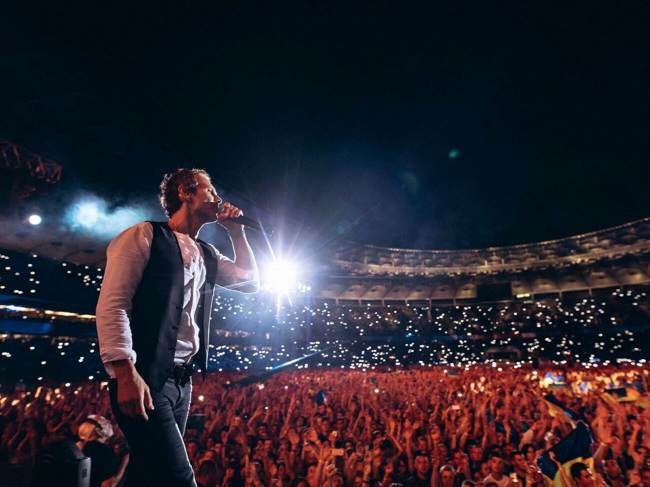 Вакарчук: Я всегда оцениваю так – если мне хочется побежать за инструментом и это записать, значит, моя душа уже с этим срезонировала