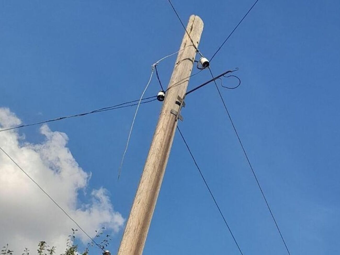 Обстріли Донецької області тривають, і ремонтні бригади не завжди мають доступ до місць проведення робіт