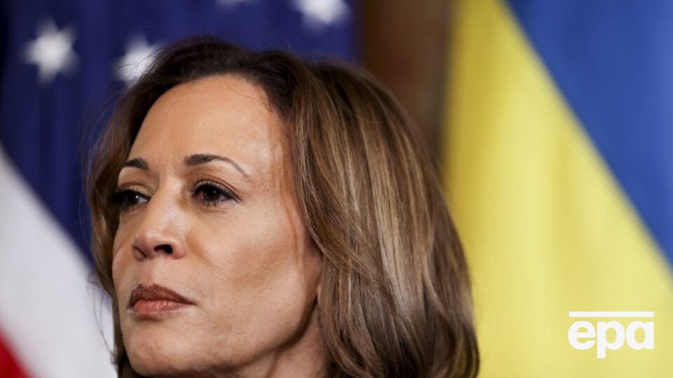 Згідно з результатами опитування, Гарріс (на фото) випереджає Трампа в Неваді, Пенсильванії, Аризоні, Мічигані, Північній Кароліні й Вісконсині