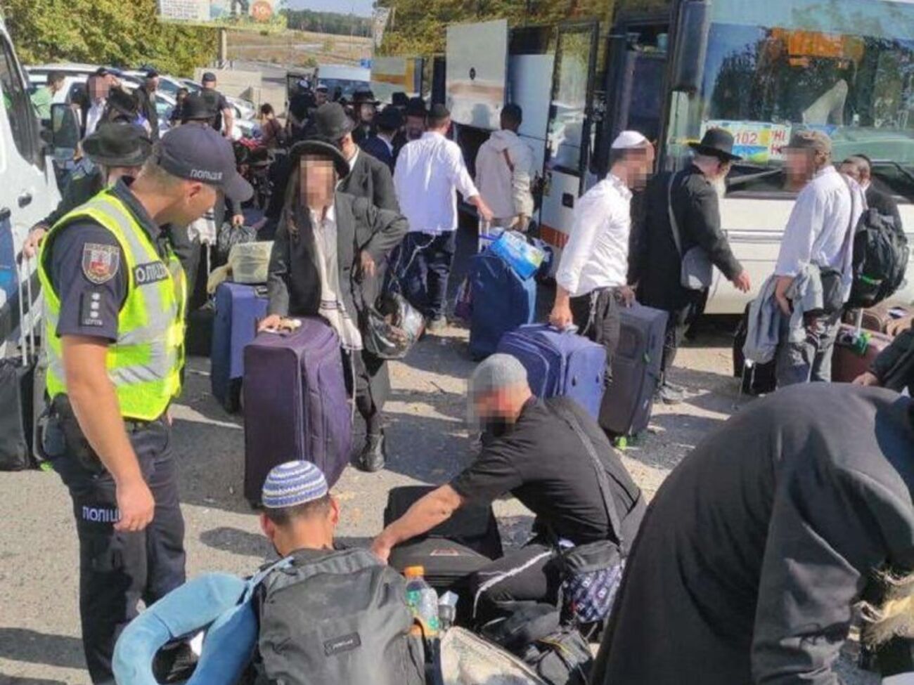 Хасиди їдуть в Умань на своє релігійне свято