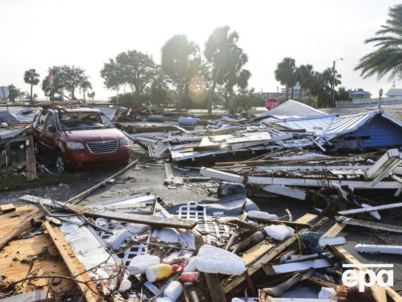 На юго-восток США обрушился сильный ураган