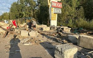 40-летний полицейский погиб. 28-летний кинолог и 27-летний военнослужащий получили тяжелые травмы