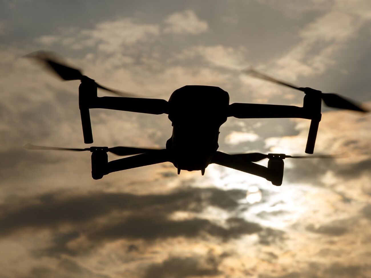 За словами Коваленка, дрони атакували також військовий аеродром у Єйську