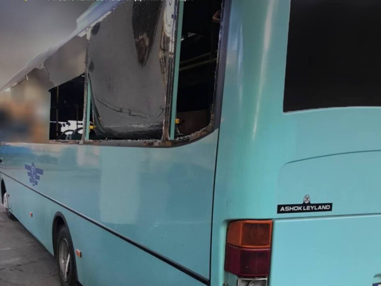 Окупанти 29 вересня тричі атакували автобуси й маршрутку в Херсоні, повідомили у МВА