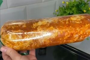 Домашня ковбаса така смачна, що не захочеться купляти магазинну