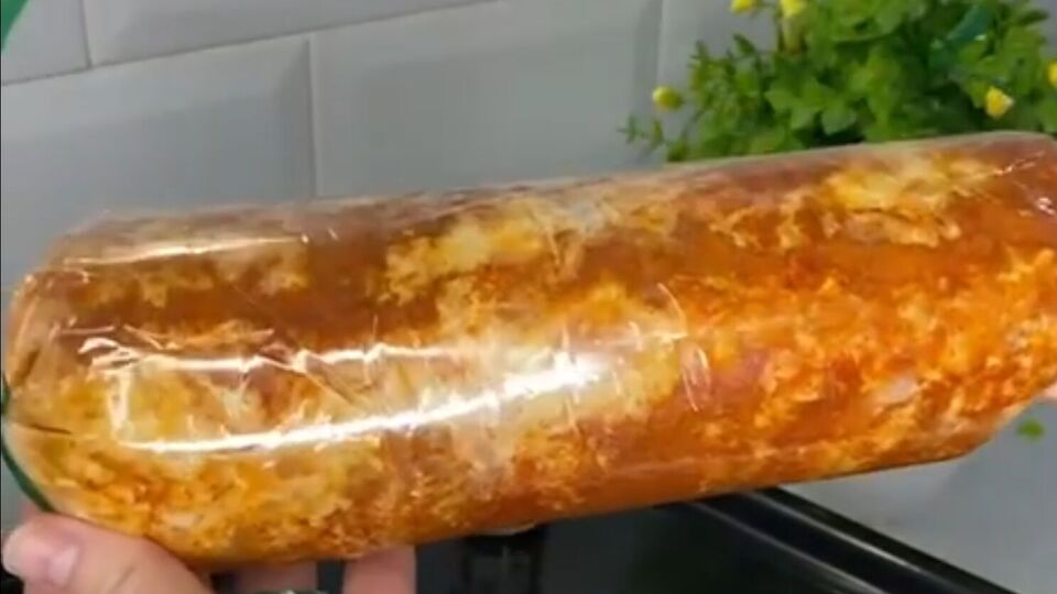 Домашняя колбаса такая вкусная, что не захочется покупать магазинную