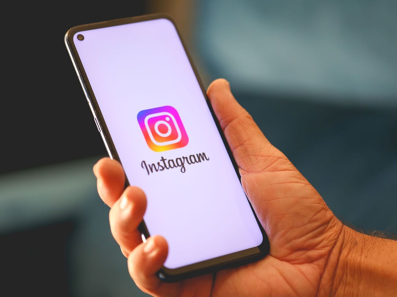 Instagram слушает, о чем говорят пользователи