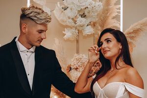 Трінчер у розлученні з Волошиним