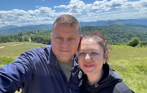 По словам Залужной, они с мужем вместе "долго восстанавливались после Дебальцево"