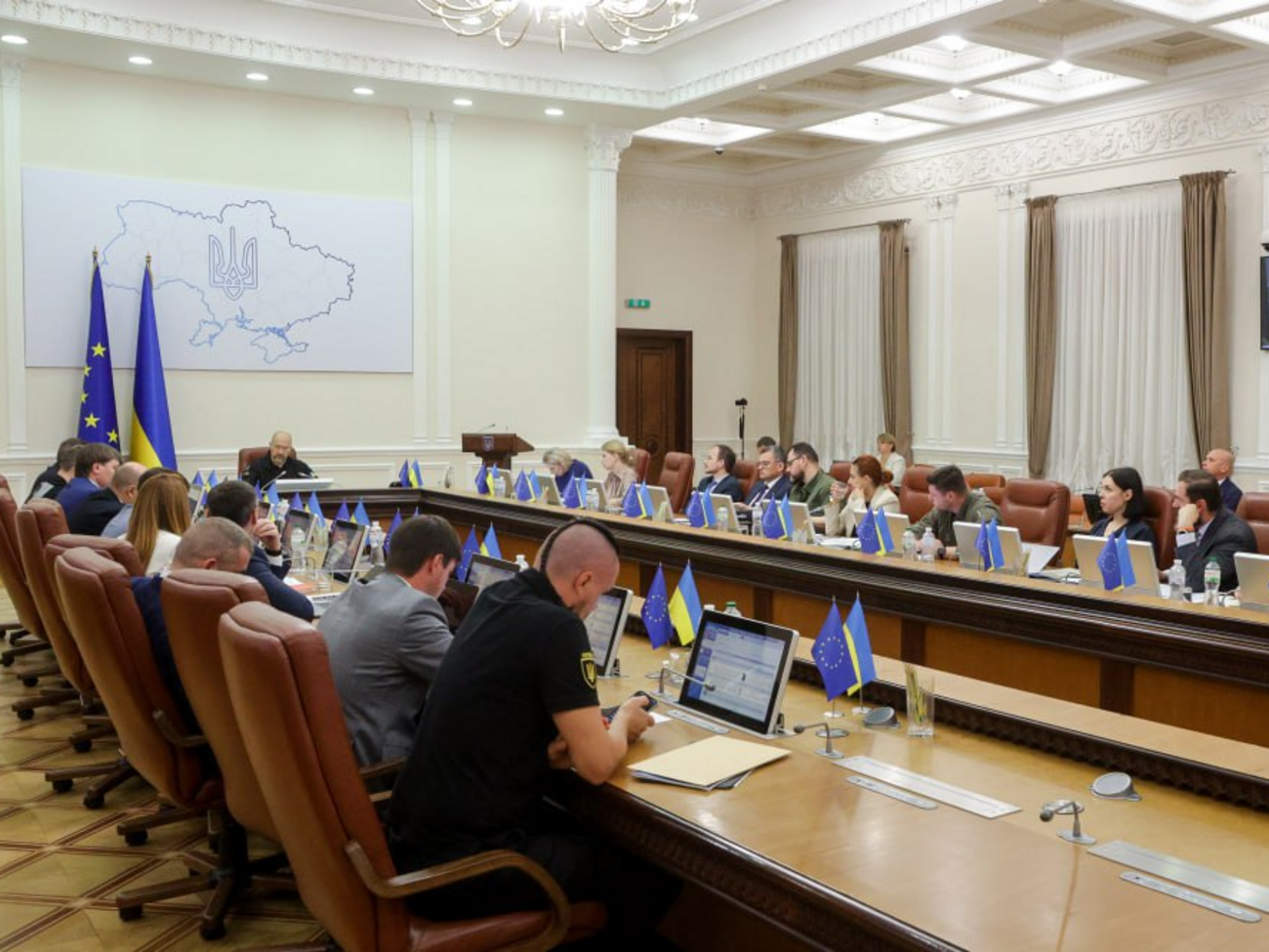 Арахамия анонсировал новые назначения в Кабмине 5 сентября