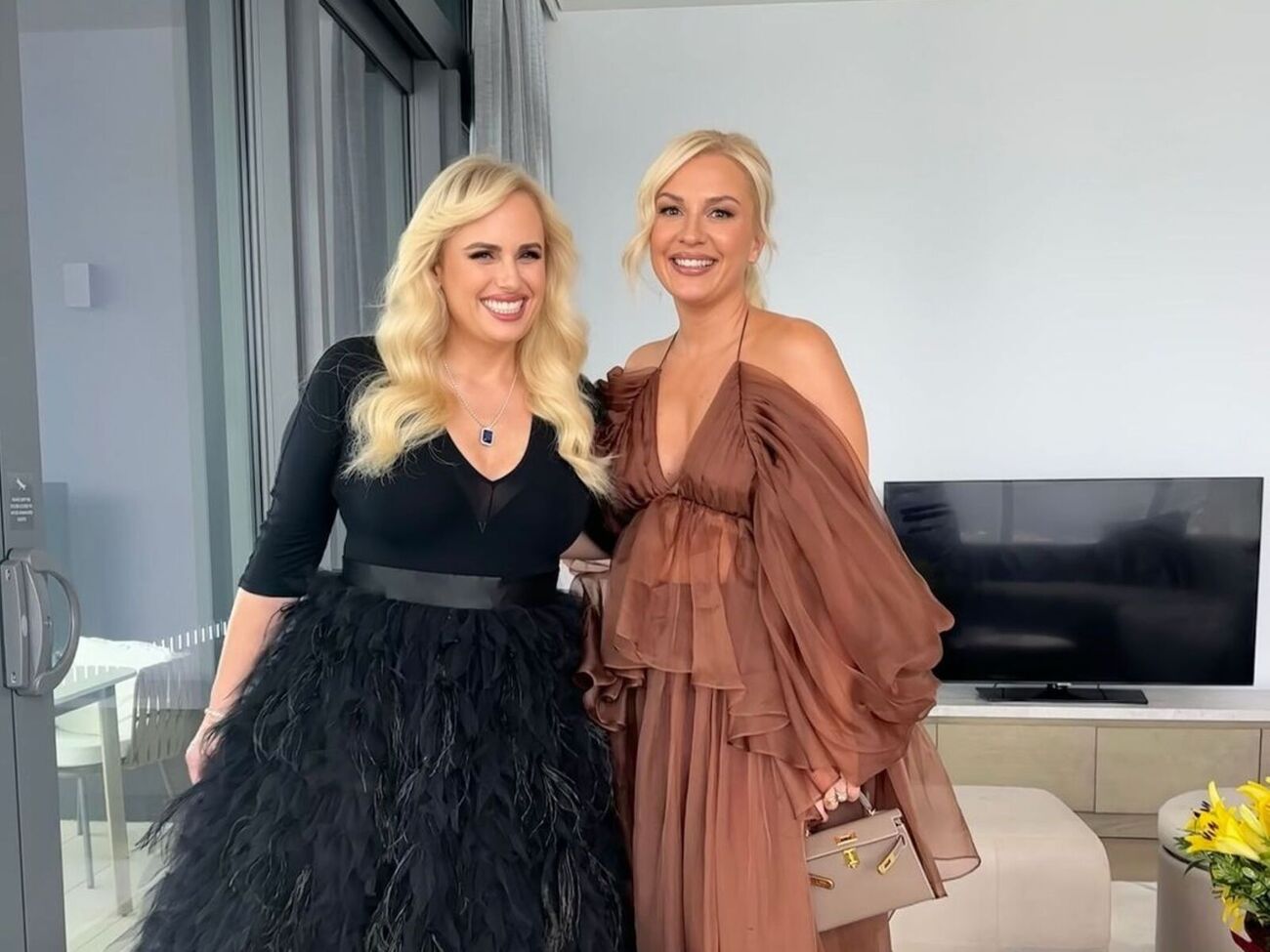 Уилсон и Агрума перестали скрывать свой роман летом 2022 года