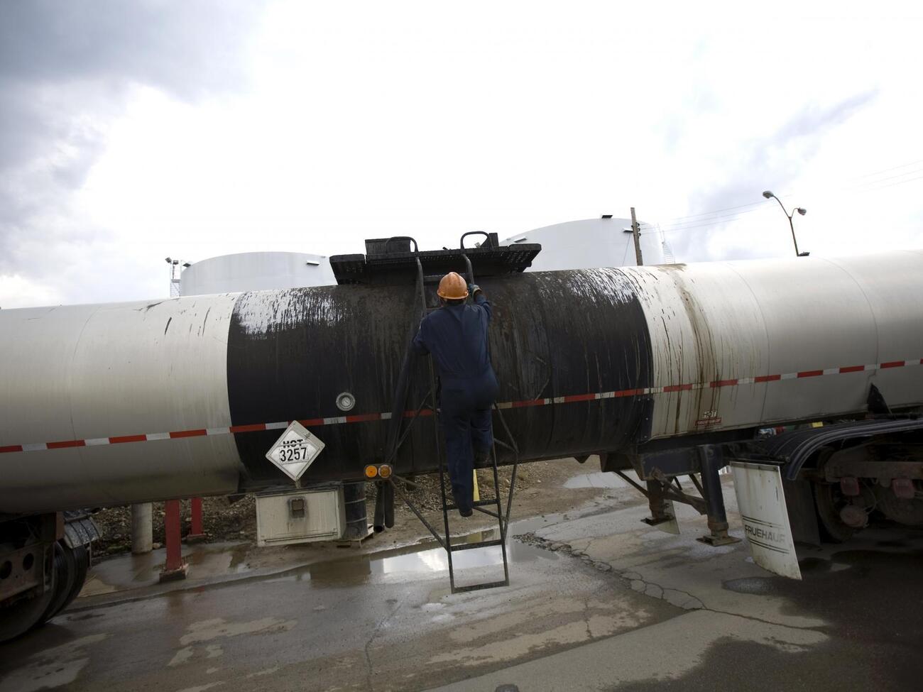 Для полегшення експорту російської нафти по всьому світу почали з'являтися нові компанії, пише "РБК-Україна"