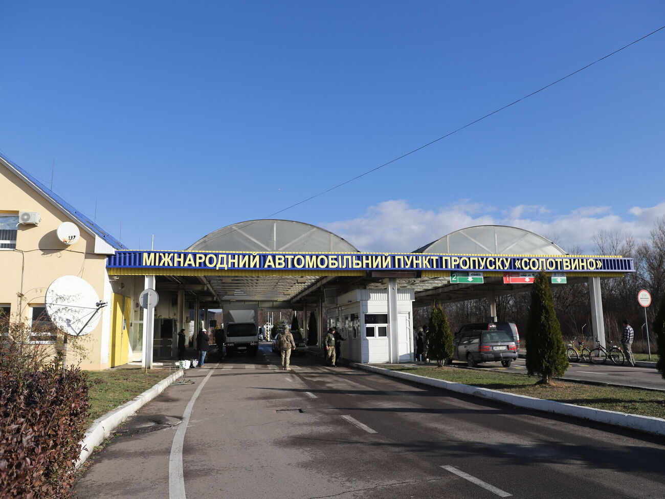 КПП будут закрывать для машин в будни с 10.00 до 15.00