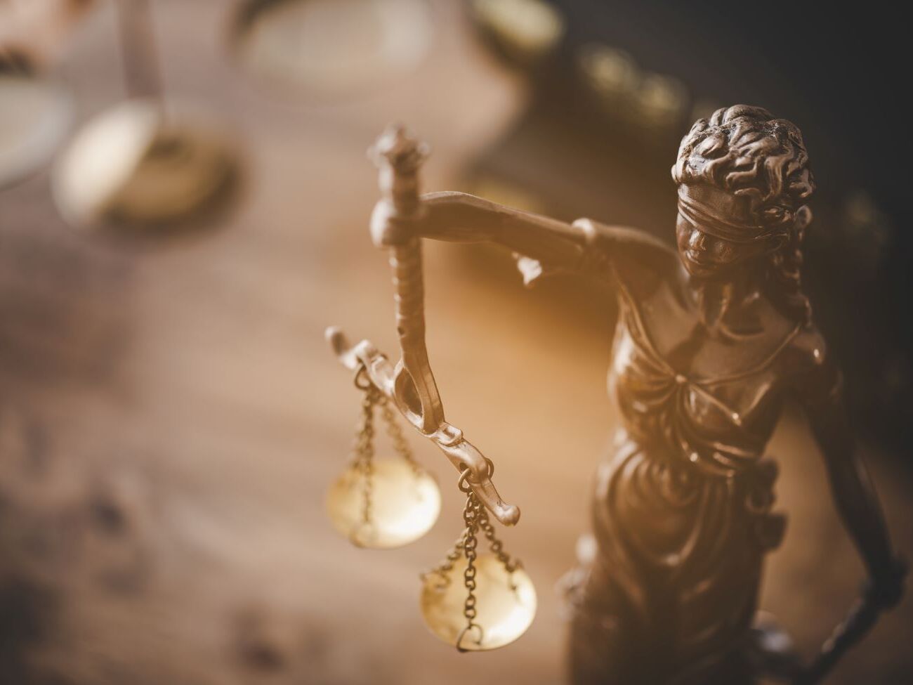 Доминик Пелико, вероятно, подсыпал в ужин жены седативные препараты и через интернет приглашал мужчин домой для надругательства над женщиной