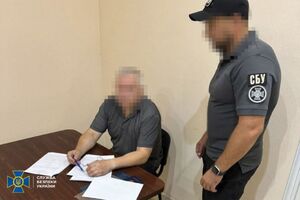 Чоловіка підозрюють в інформаторстві для наведення російських повітряних ударів